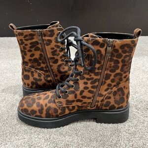 Appeal Brown Cheetah print boots